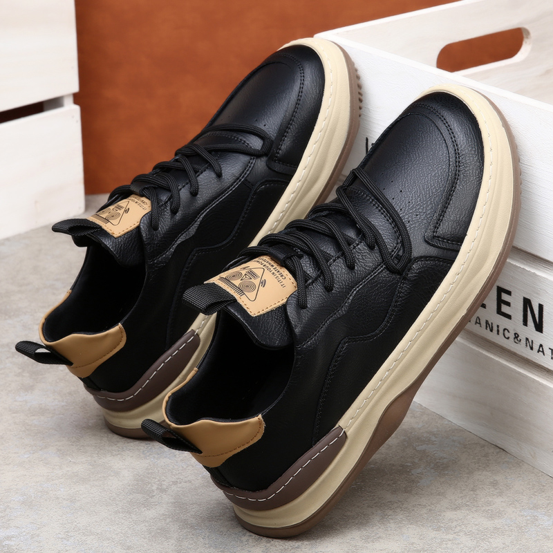 Vienna Leather Sneakers